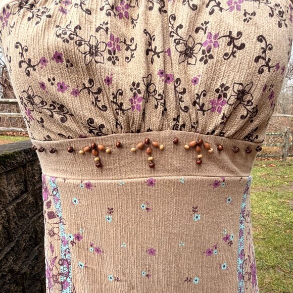 Y2K Boho Floral Cotton Halter Top with Wood Ring Detail - Picture 5 of 7